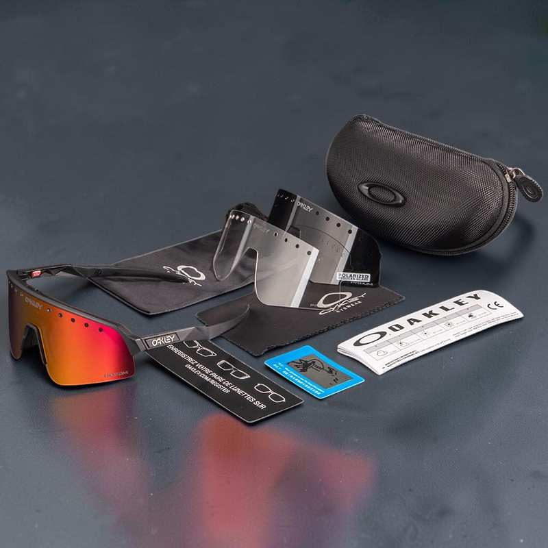 Gafas de sol OakGlasses Sutro Lite Sweep con lentes rojas espejadas, lentes de repuesto, estuche y accesorios