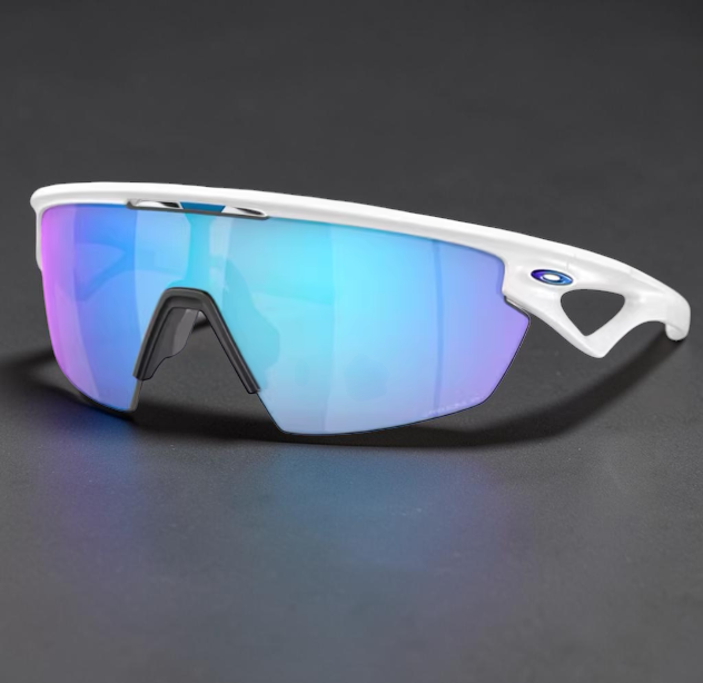 Gafas de sol deportivas OakGlasses Sphaera con montura blanca y lentes de espejo azul reflectantes