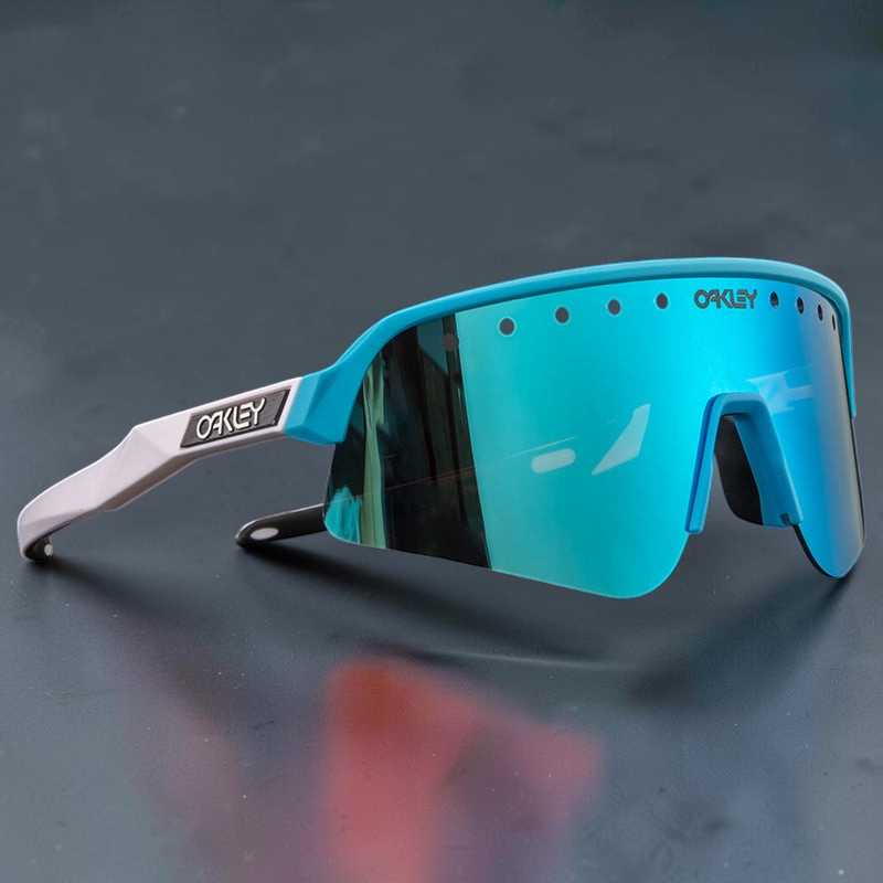 Gafas de sol deportivas OakGlasses Sutro Lite Sweep con montura blanca y lentes de espejo azul cian