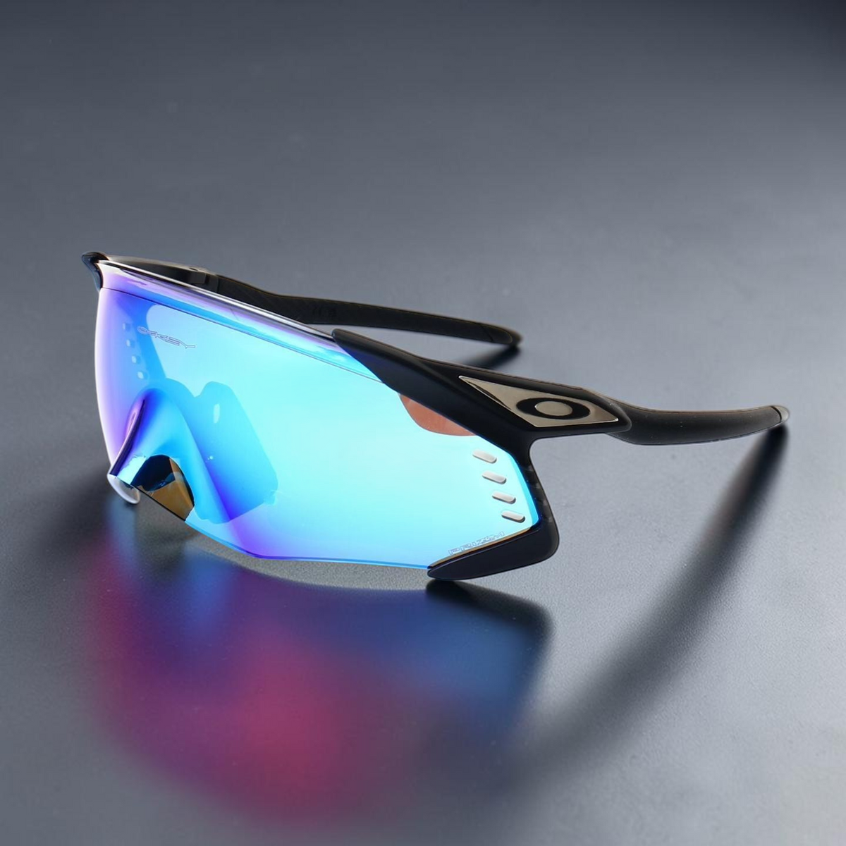 Gafas de sol deportivas OakGlasses Kato Velo con montura negra y lentes de espejo azul reflectante